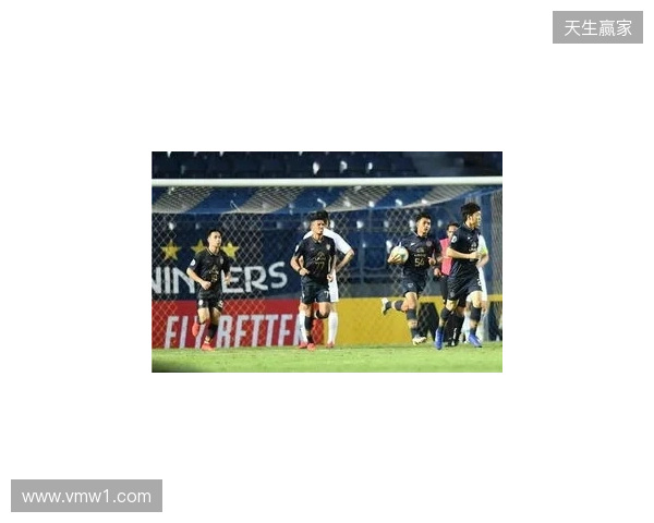 武里南联主帅:虽然申花排名并不靠前,但我们绝不会轻视他们 武里南联主帅:虽然申花排名并不靠前,但我们绝不会轻视他们