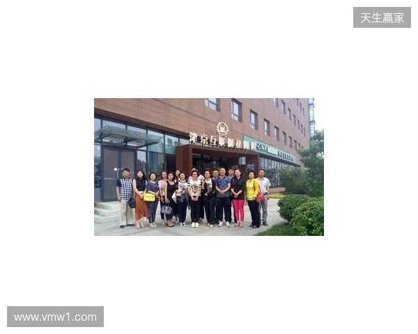 中冠综述：吴川青年2-2武汉联镇、广州海珠醒派3-3广州花都蜀地红